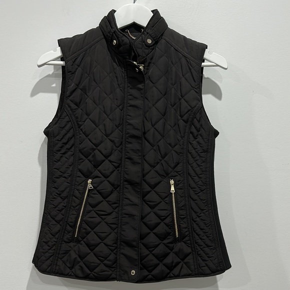 Zara Black Puffer Vest Size S - Picture 2 of 3